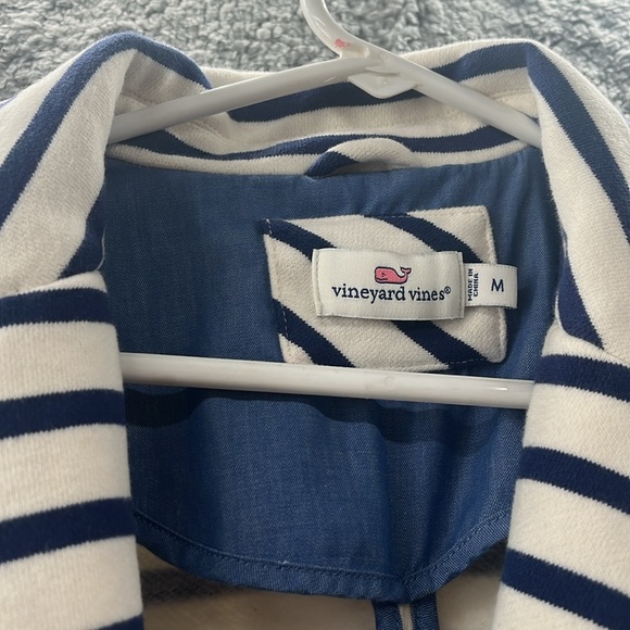 *Mint condition* vineyard vines striped women’s M blazer - Picture 2 of 10